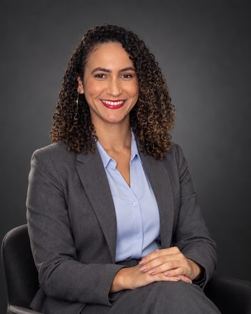 Dra. Thais Sirtoli Carvalho